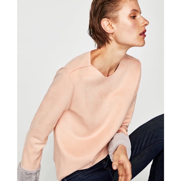 Zara Tops - ZARA Top with furry sleeves
